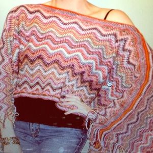 - Missoni Poncho